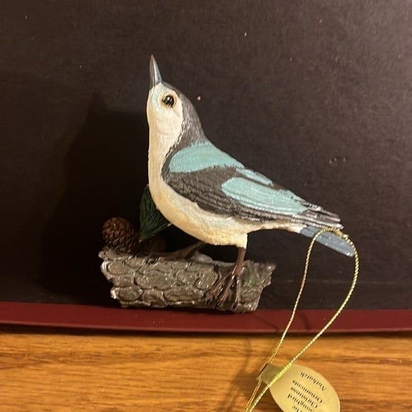 The Danbury mint Christmas ornament - nut hatch Bird - Picture 3 of 5